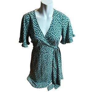 Day After Day Green Midi Floral Wrap Dress Sz M